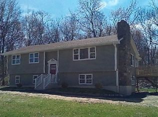 135 Basel Rd, Shawangunk, NY 12566