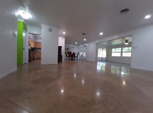 2811 Bougainvillea St, Sarasota, FL 34239