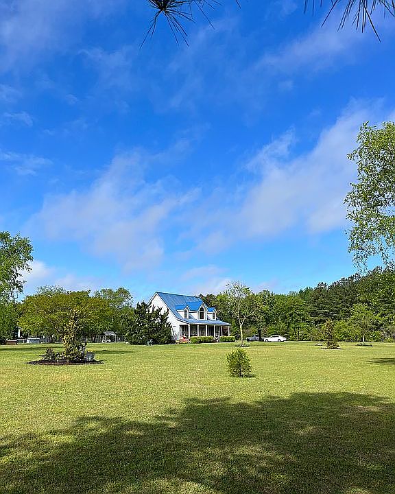 2nd image of 8864 Saint Pauls Rd