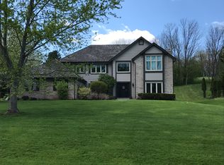 S60W24180 Red Wing Dr, Waukesha, WI 53189