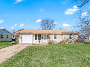 502 Bell Dr, Euless, TX 76039