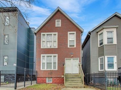 7524 S Ellis Ave, Chicago, IL, 60619
