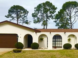 10 Weiss Pl, Palm Coast, FL 32164