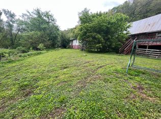 1616 Amster Grove Rd, Winchester, KY 40391