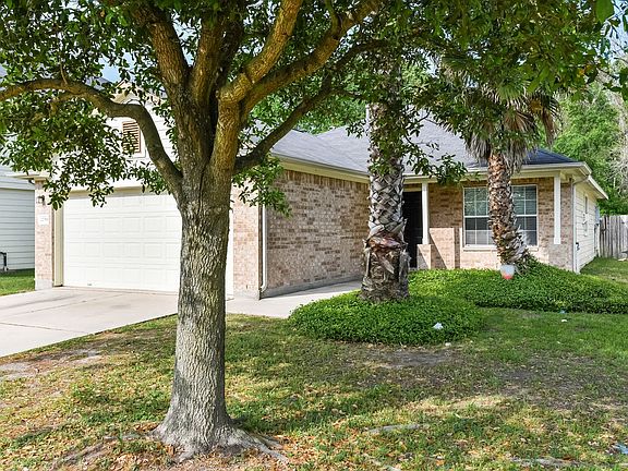 2nd image of 22306 Queenbury Hills Dr