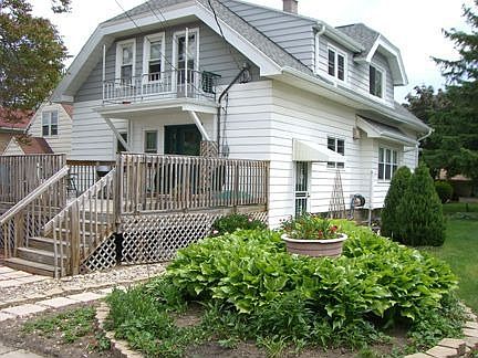 5th image of 3017 S 37th St