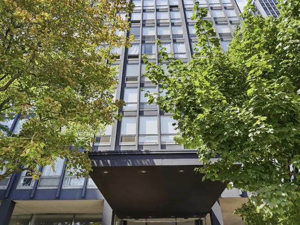 880 N Lake Shore Dr APT 10C, Chicago, IL 60611