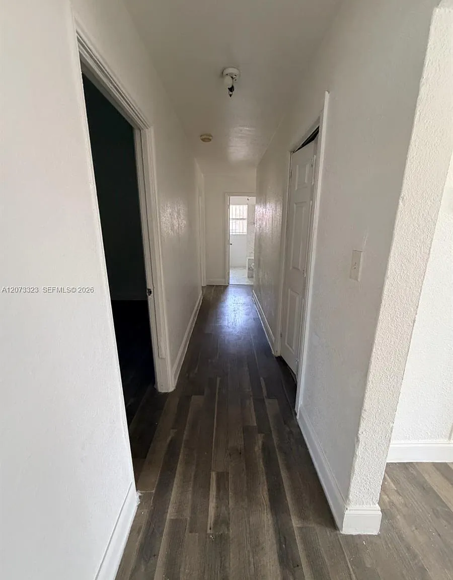 Stephen Manor — Photo 2