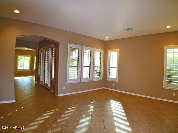 4th image of 2609 W Via De Pedro Miguel