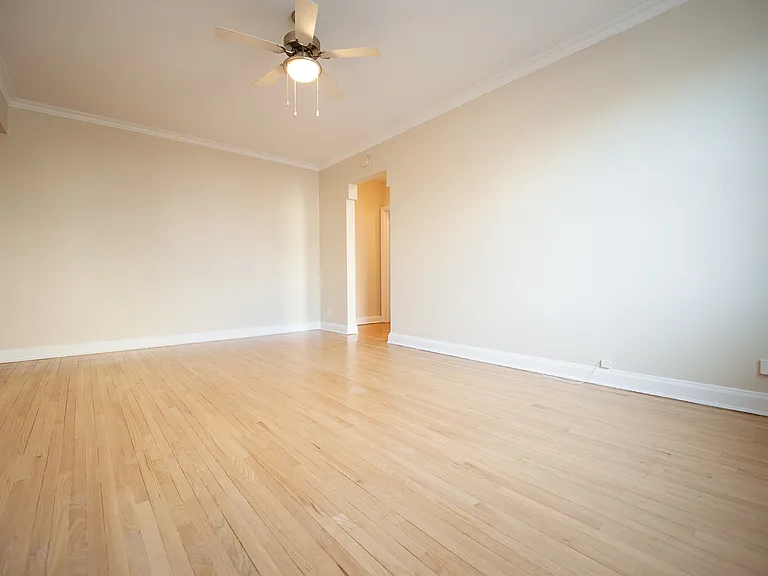250 Broadway Ave #2 — Photo 21