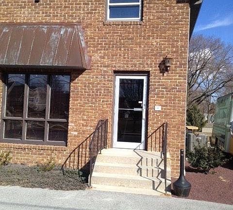Front Entrance to 1325 North West Street