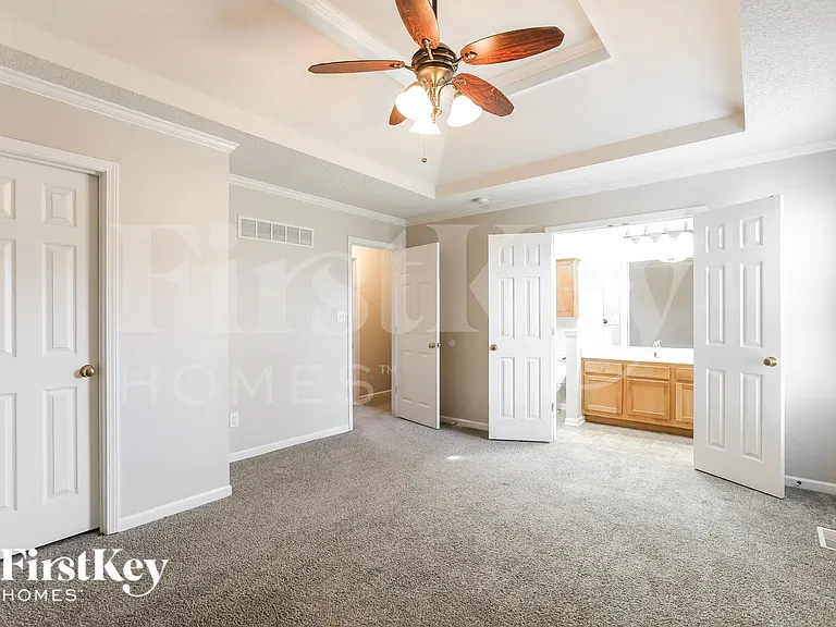 11328 N Wyandotte St — Photo 8