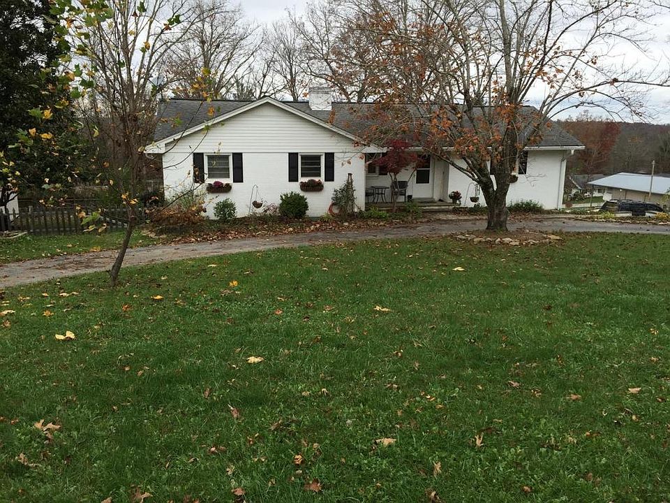 1st image of 197 Brookhaven Dr