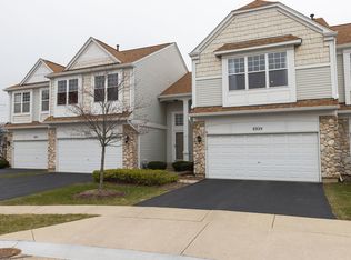 2375 Cove Ct, Elgin, IL 60123