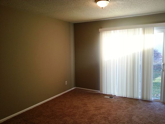 4th image of 4515 Burrwood Dr