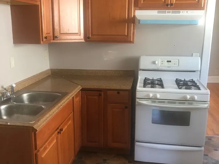 2941 Harriet Ave — Photo 8