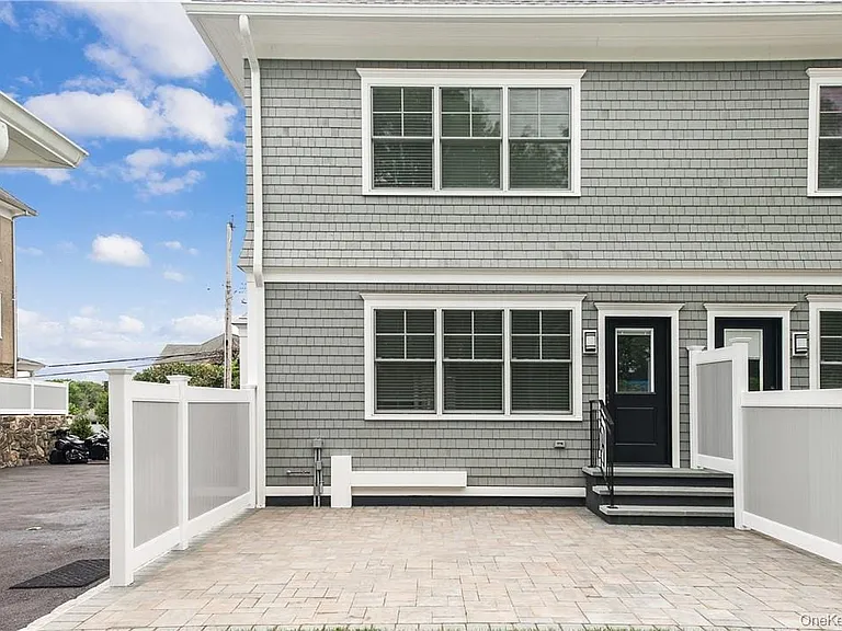 124B Maple Ave — Photo 22