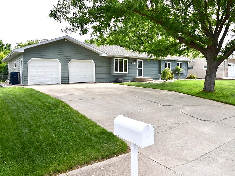 1st image of 1013 Winchester Dr