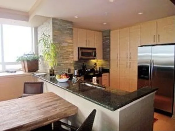 400 Beale St APT 2507, San Francisco, CA 94105