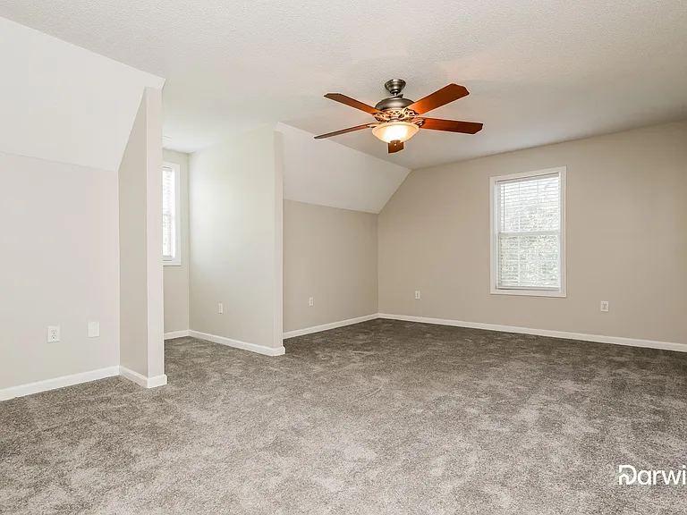 169 Hayes Cir — Photo 13