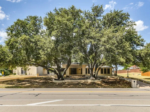 8801 Lake Country Dr, Fort Worth, TX 76179
