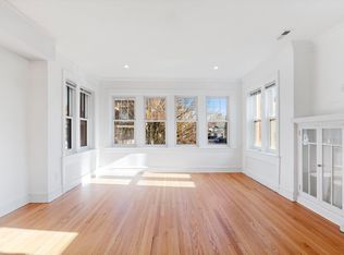 2318 N Sacramento Ave APT 1, Chicago, IL 60647