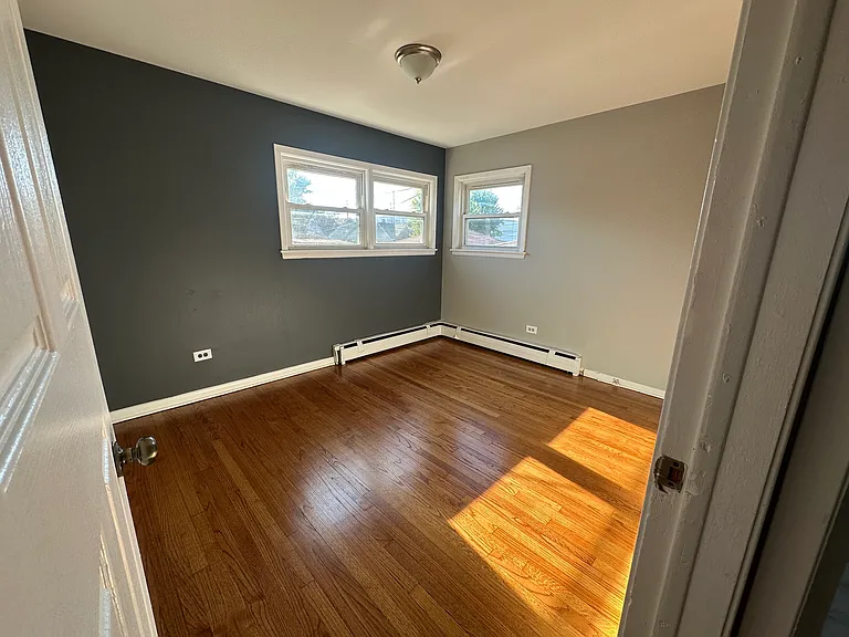 2072 N 17th Ave #3 — Photo 8