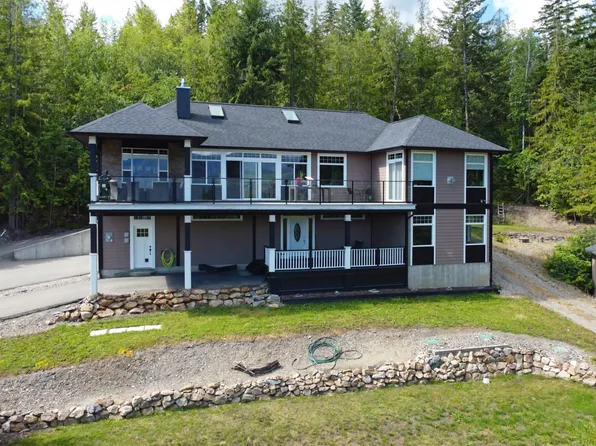 2127 Pleasant Dale Rd W, Schuswap, BC V0E 2W1