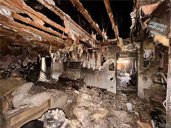 4th image of 140 Campbell Rd