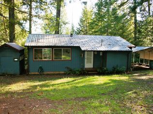 3908 Sundown Rd, Agness, OR 97406