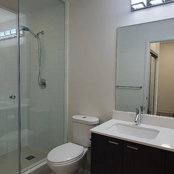 30 Roehampton Ave #2907 — Photo 13