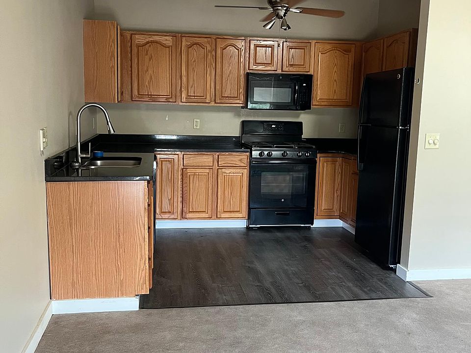 1st image of 131 E Water St APT 403