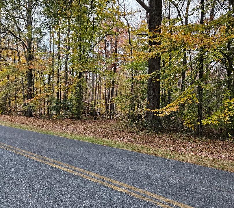 1st image of 1031 Peters Corner Rd