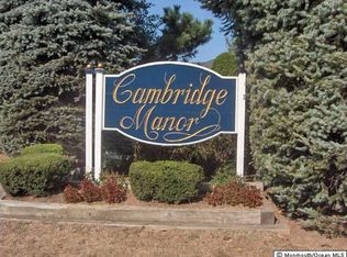 3304 London Ct, Middletown, NJ 07748