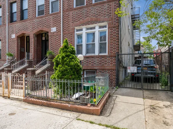 448 East 48th Street image 28 of 29