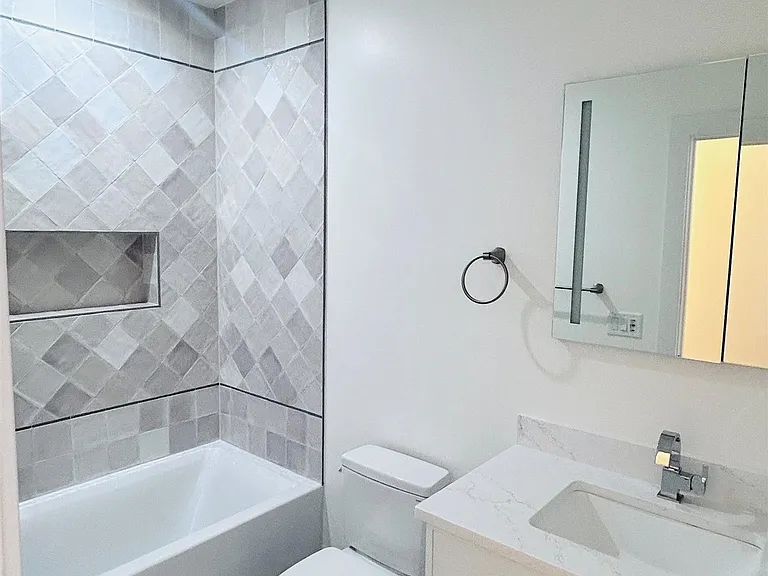 191 Terrace Ave #2 — Photo 17