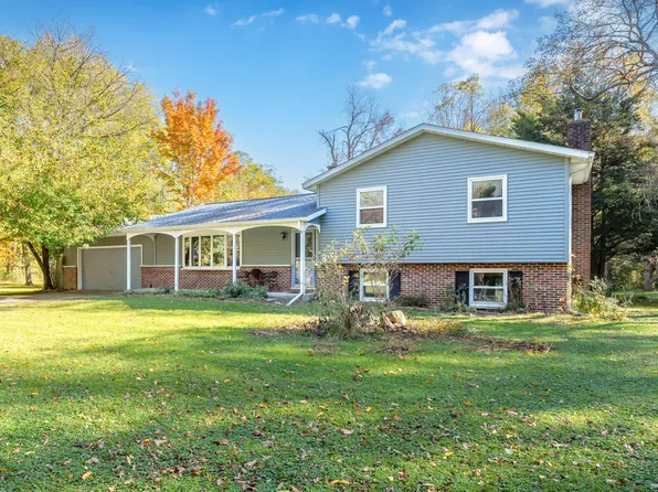3035 S 26th St, Kalamazoo, MI 49048