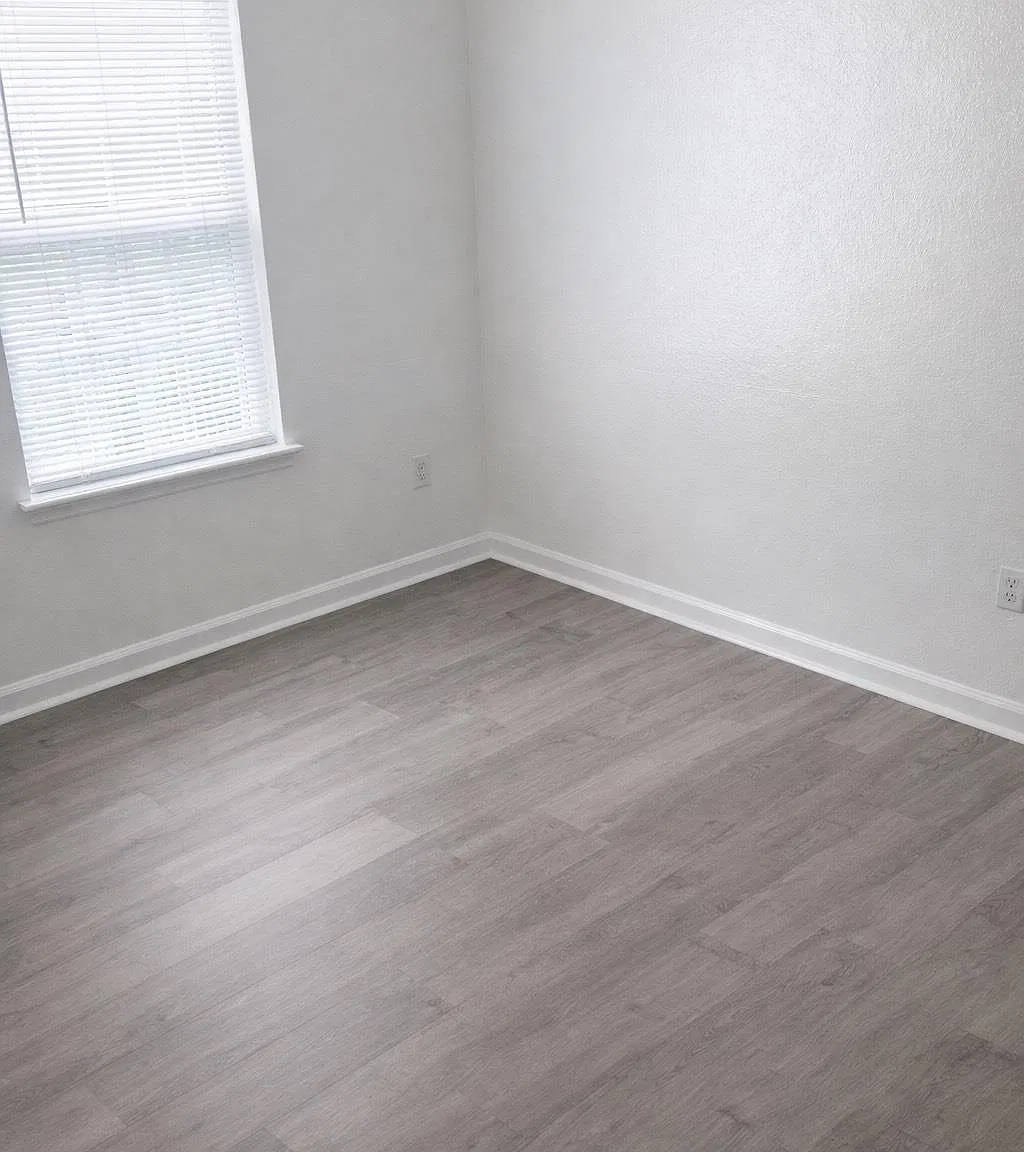 4 bed, 1248 sqft, $1,800 — Photo 3