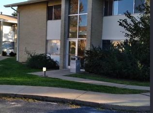 146 Clarkson Rd #97, Ballwin, MO 63011