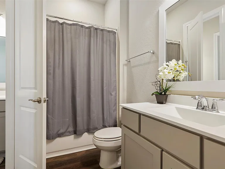 50 Wyatt Oaks Dr — Photo 29