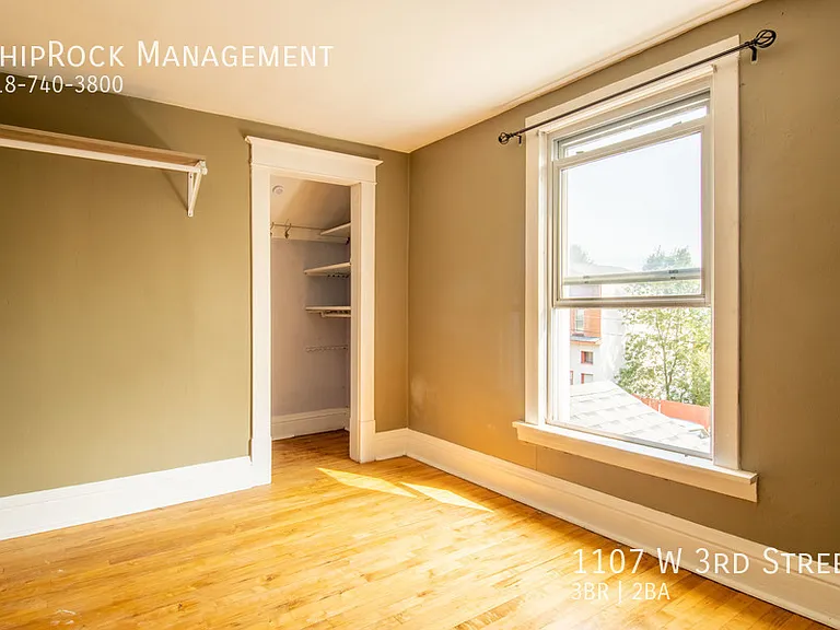 1107 W 3rd St — Photo 18