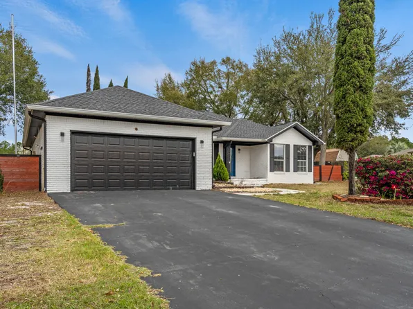 2187 Calle De Castelar, Navarre, FL 32566