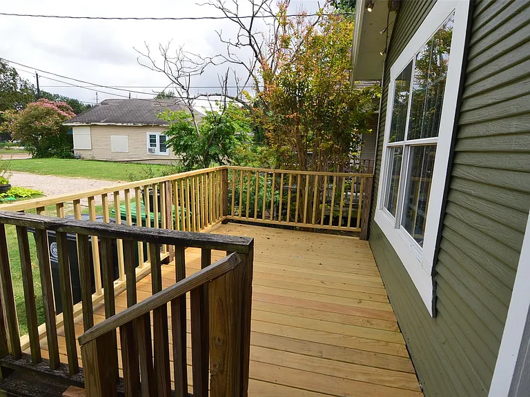 2712 Holman St #B — Photo 9