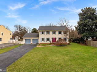 3709 Howsen Ave, Fairfax, VA 22030