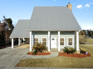 116 Aiken Rd, Waveland, MS 39576