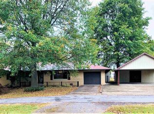 210 Pearce St, Buncombe, IL 62912