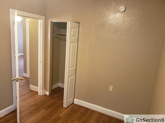 5th image of 3625 Charles St #3625