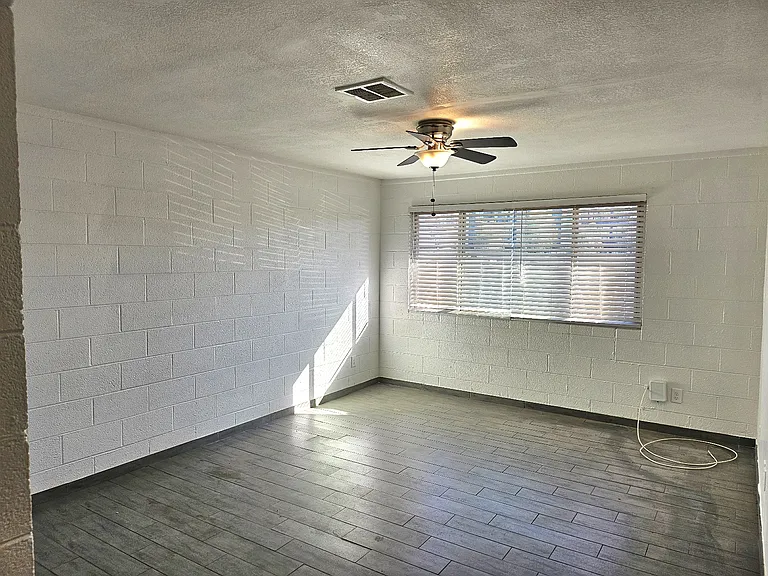 4117 E Moreland St #2 — Photo 9
