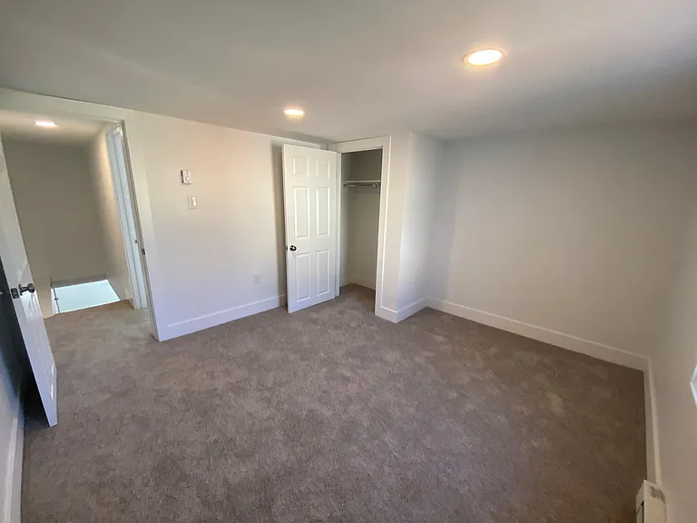 Upstairs bedroom 2