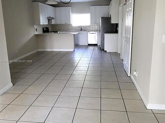 3rd image of 4812 Washington St APT 147